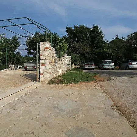Apartament Valmas Pula